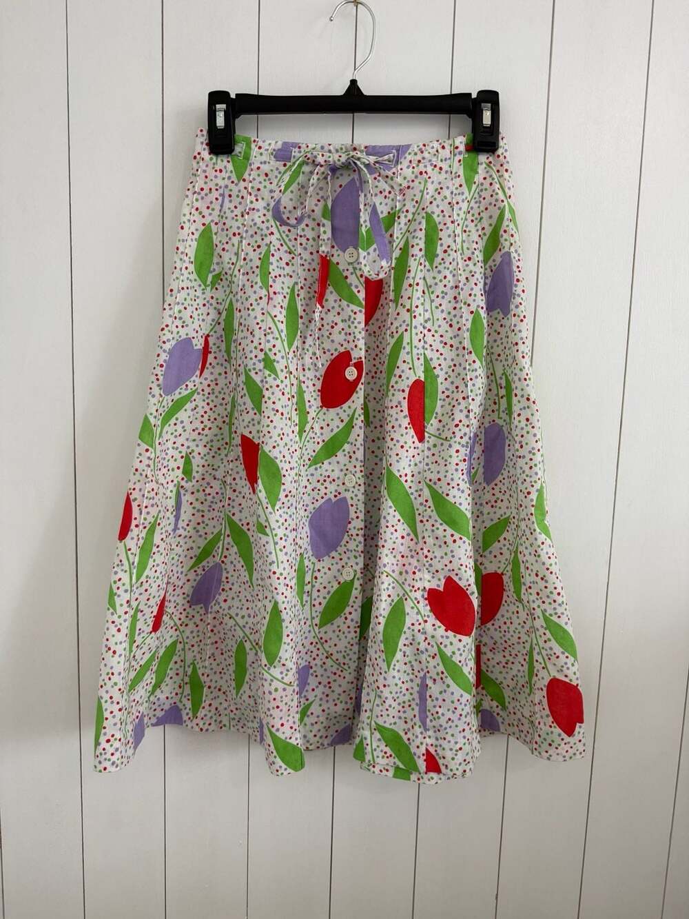 Herman Geist Skirt Size 10 White Red Purple Tulip Print Button Front